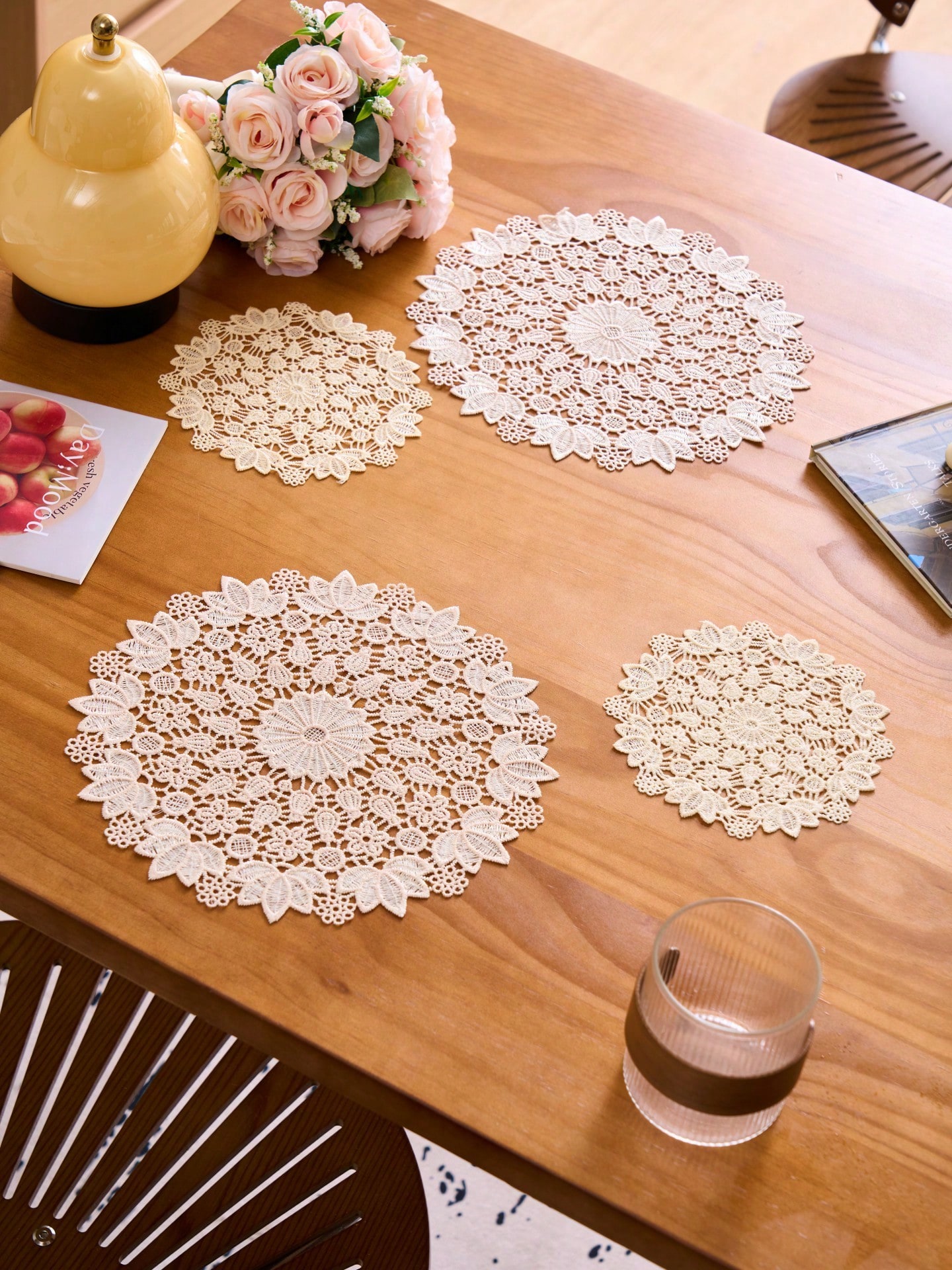 1/2/4/6pcs Ditsy Floral Embroi - Commercial Kitchen Table recension och pris